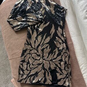 Fashion Nova Black and Gold Long Sleeve Dress